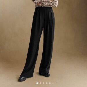 NWOT Sezane Loulou black pleated trousers